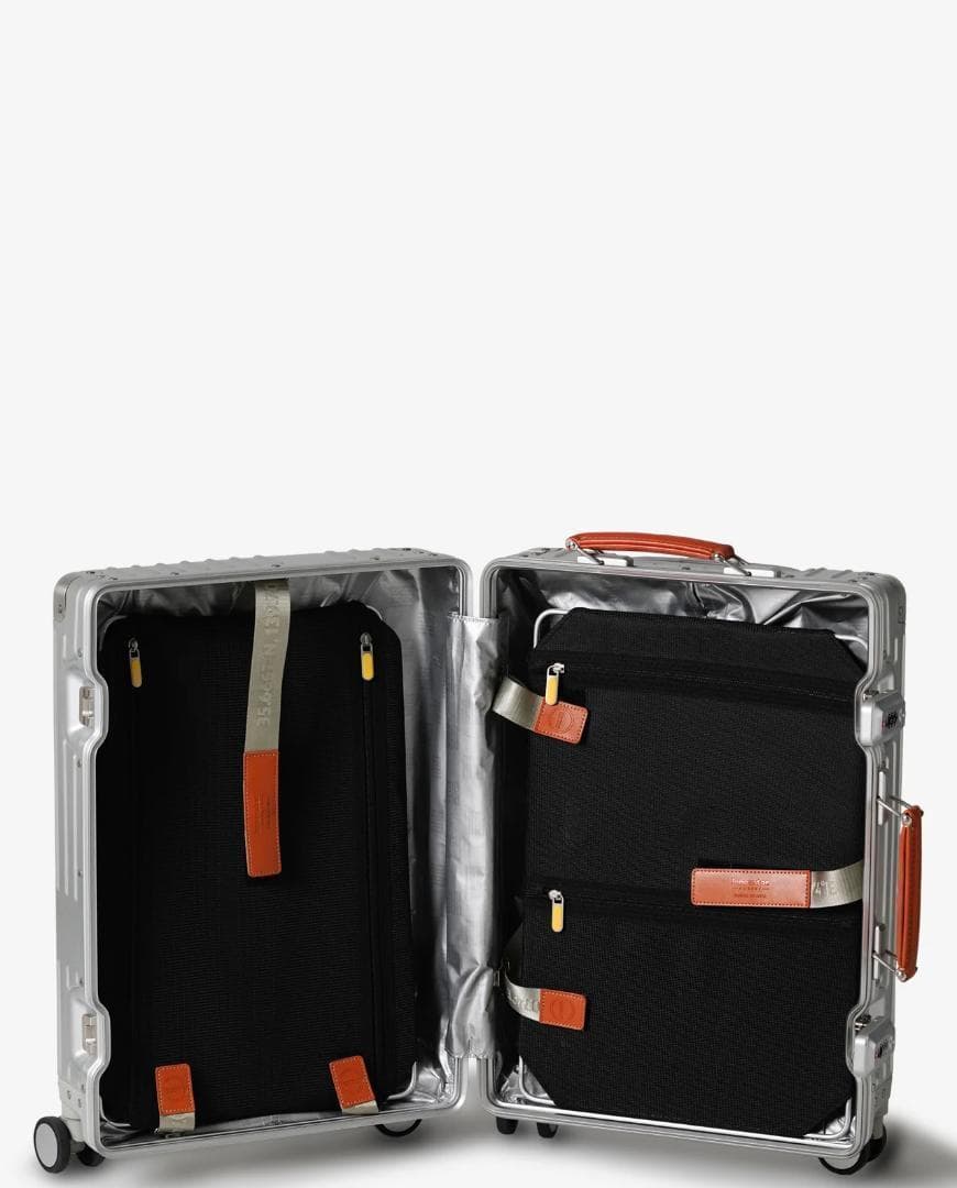 イノベーター アルミスーツケース シルバー INV1811STP キャリーケース