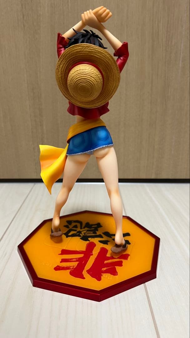 ワンピース フィギュア POP 非公認　ルフィ