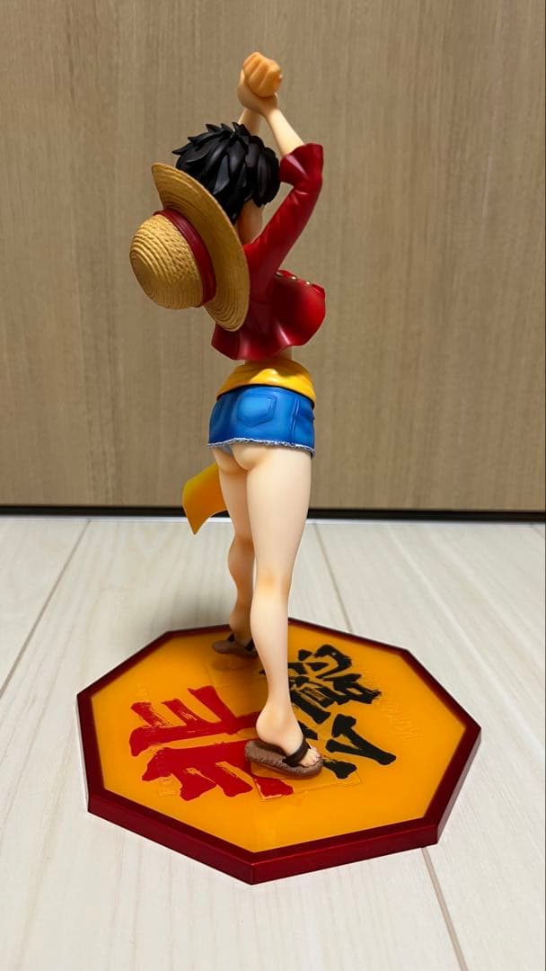 ワンピース フィギュア POP 非公認　ルフィ