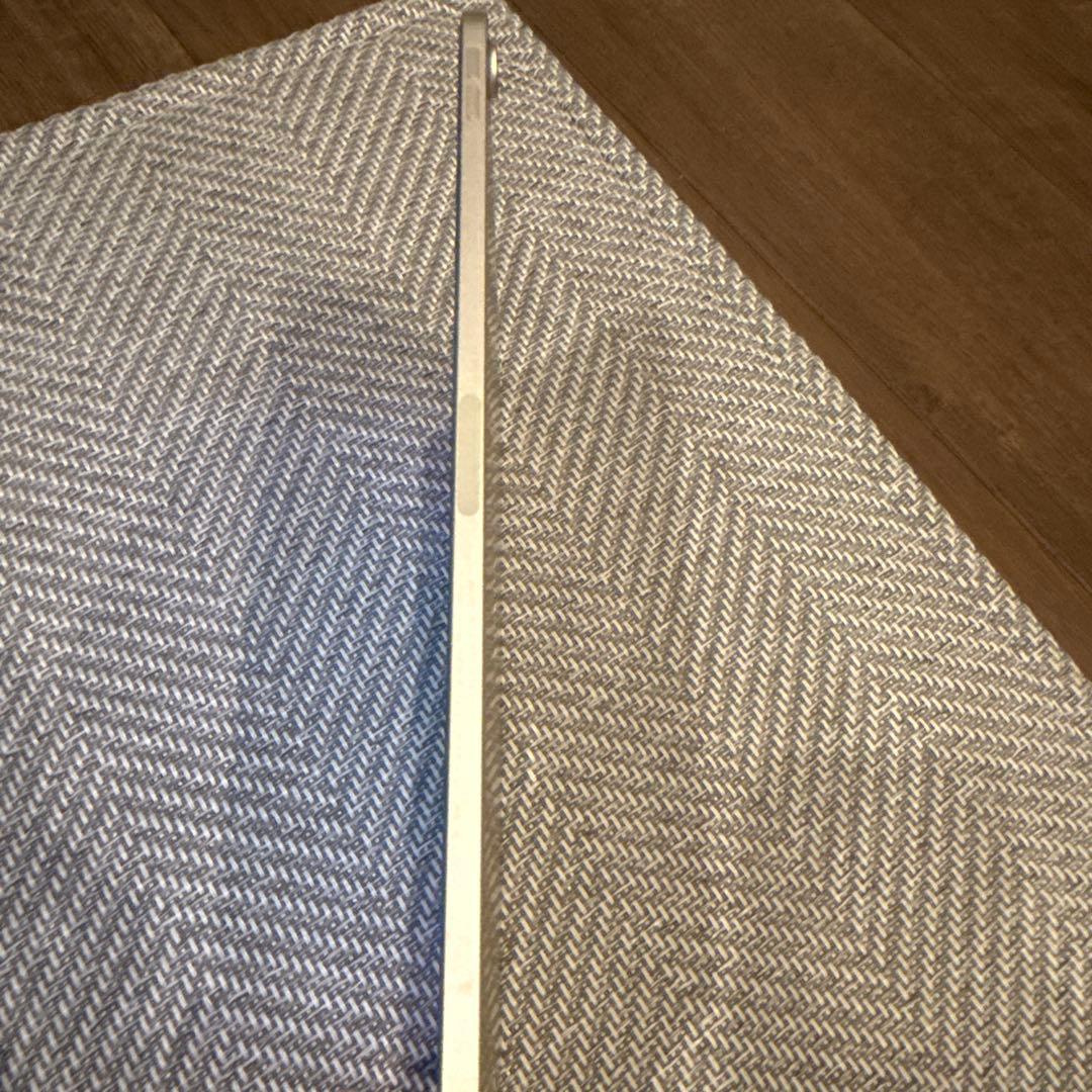 iPad Air 第5世代 256GB 10.9インチ スターライト 極美品