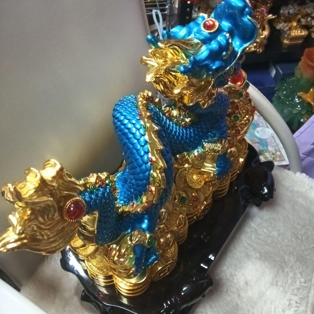 中国工芸品　青色と金色の青龍　ダンシングドラゴン　風水アイテム　富と繁栄の象徴