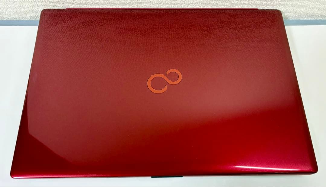 富士通 FMVA53F3R Core i7/8GB/SSD512G/中古美品