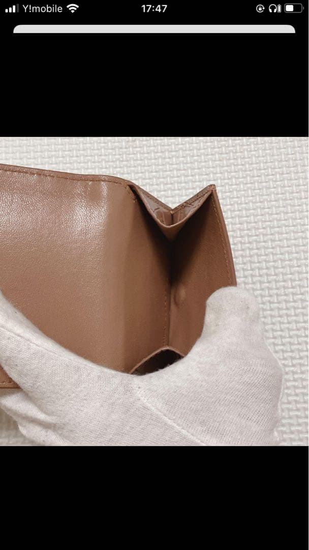 未使用　BALENCIAGA クロコ型押しレザー三つ折り財布　「BB」ロゴ