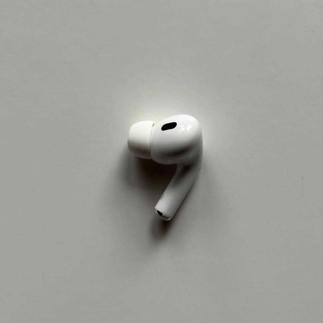 Airpods Pro 第2世代　USB-C 右耳　右イヤホン　A3047 R