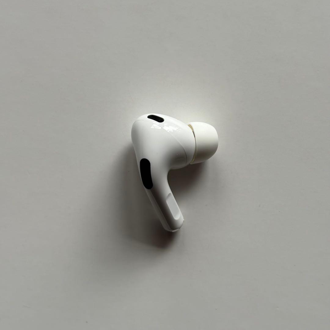 Airpods Pro 第2世代　USB-C 右耳　右イヤホン　A3047 R
