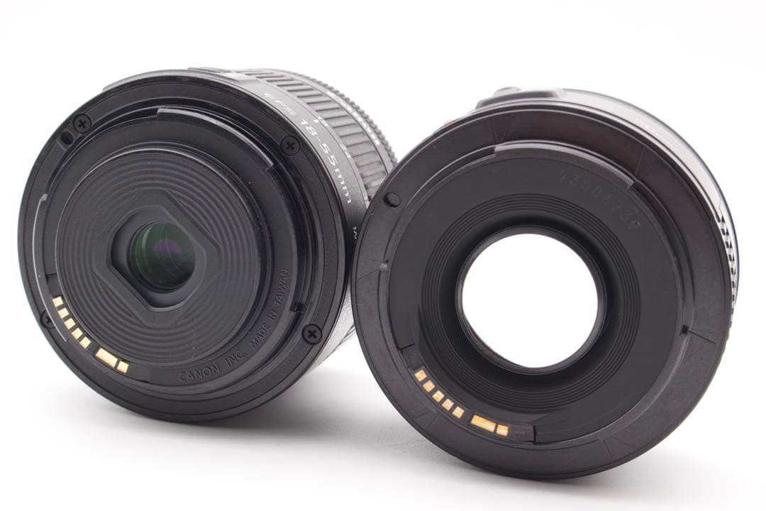 美品❣️Canon EOS Kiss X10i Wレンズ　50mm単焦点付き