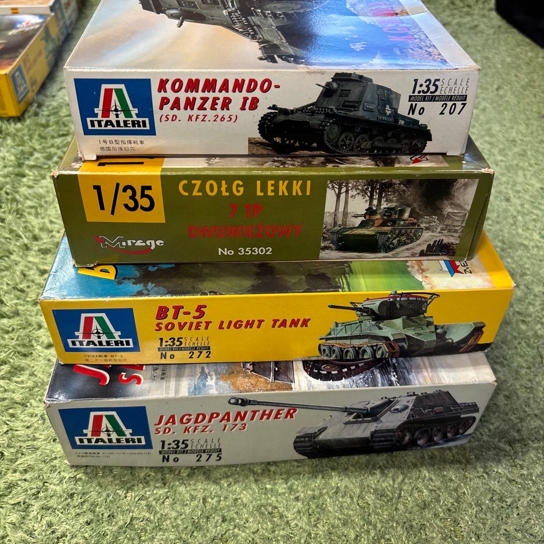 1/35 戦車モデルキットセット Italeri 7点セット　A25