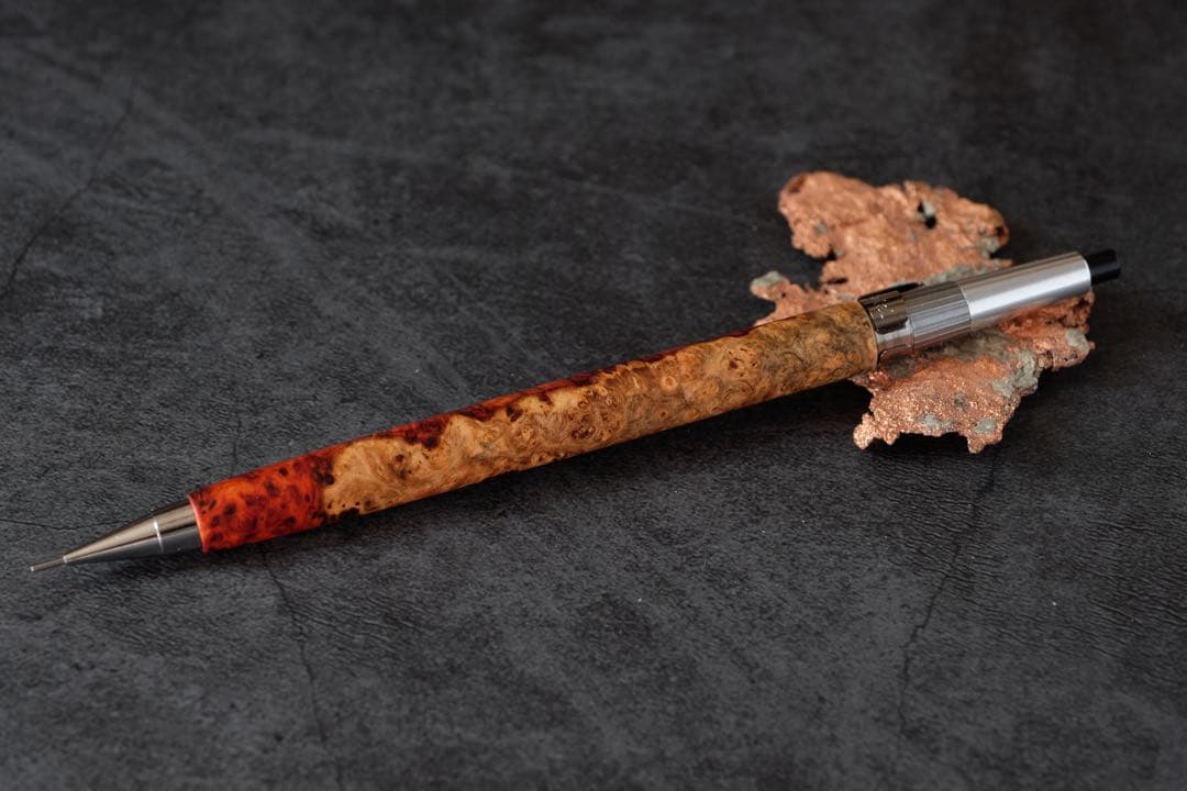 PG5木軸カスタム0170　高村杢工房製図用シャープペンシル　花梨瘤トリコロール