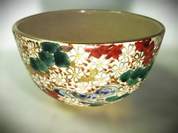 古い 本薩摩焼 金襴手 花づくし 竜田川 紅葉 茶道具 抹茶茶碗