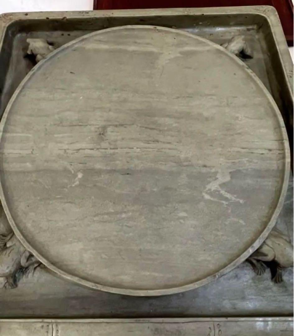 [極上品] 中国 古硯　清時代【費丹旭】在銘/緑端渓硯　蛙図　細密彫刻　書道具