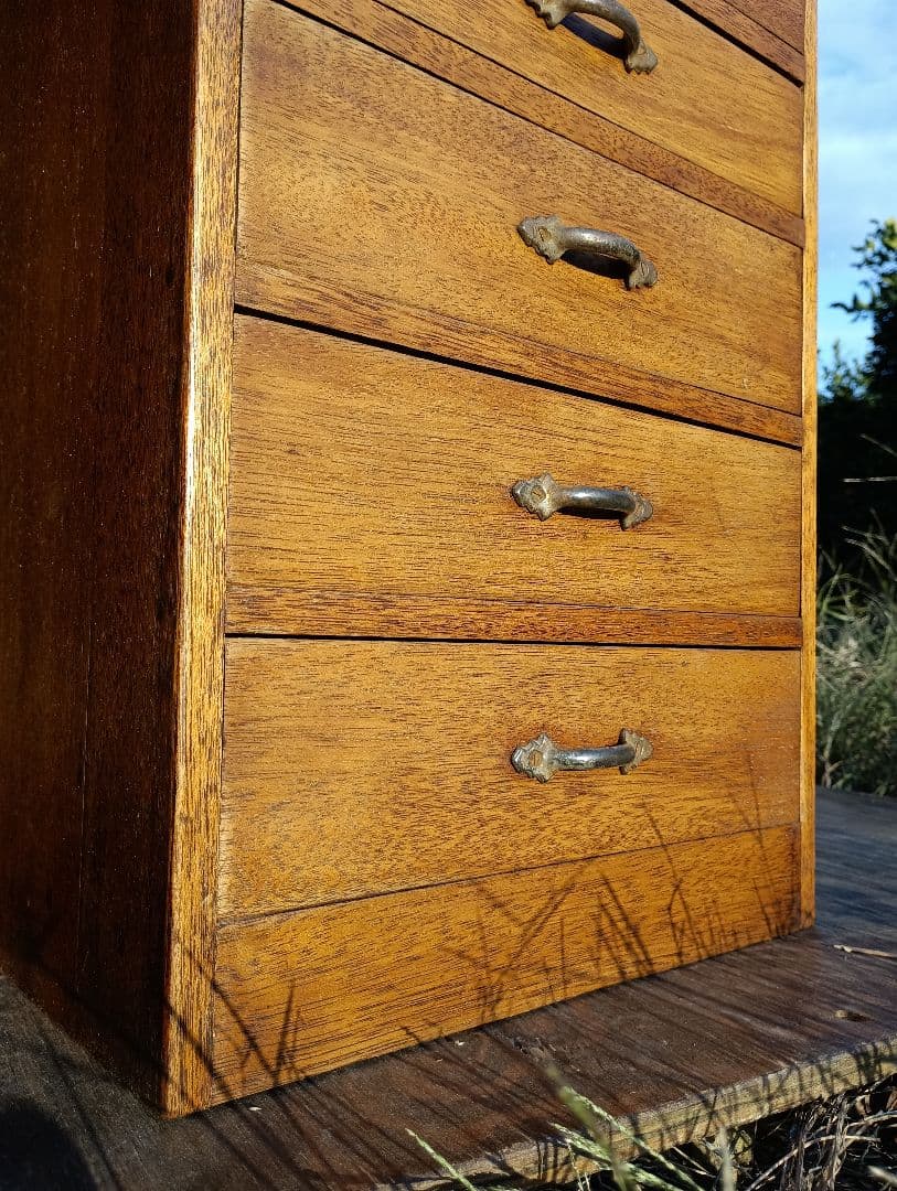 アンティーク　大正　チェスト　鍛鉄　ハンドル　７段　収納　サイドテーブル　骨董