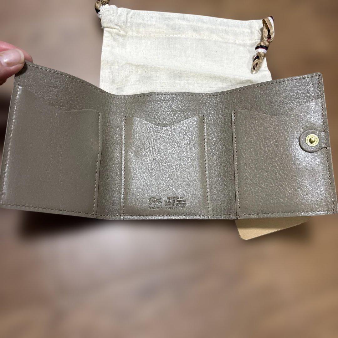 IL BISONTE グレー 二つ折り財布　お値下げ