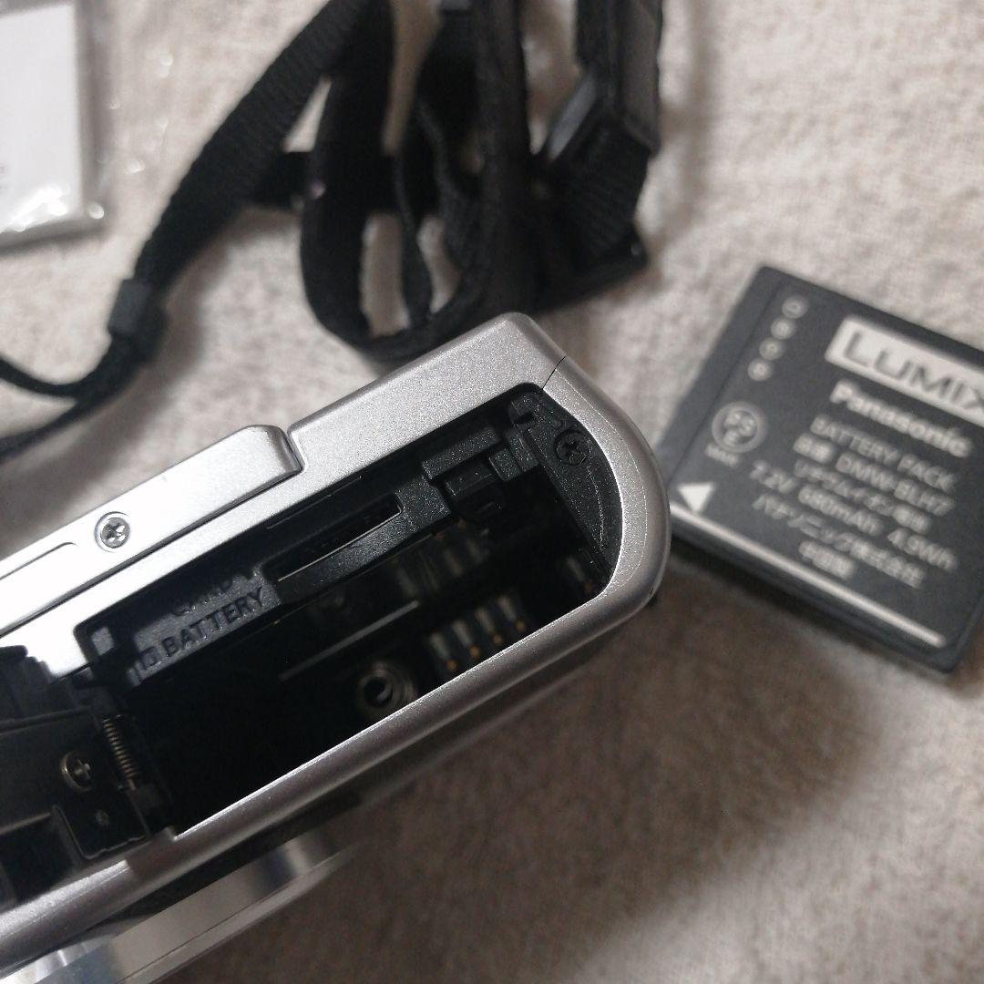 フィルムカメラ Panasonic Lumix DC-GF9W