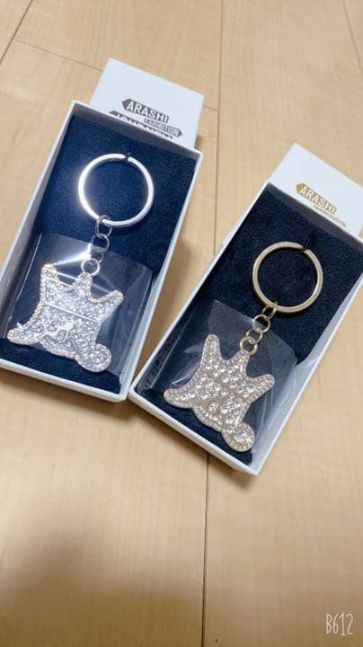 スワロフスキー×ARASHIコラボチャーム