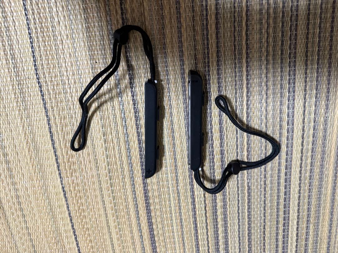 Nintendo Switch 本体 青・赤 ジョイコン付き