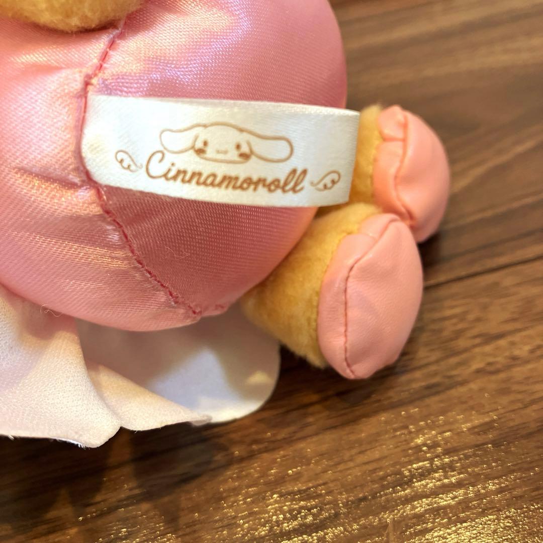 サンリオピューロランド　20周年限定　シナモンロール　モカ　ポシェット　バッグ