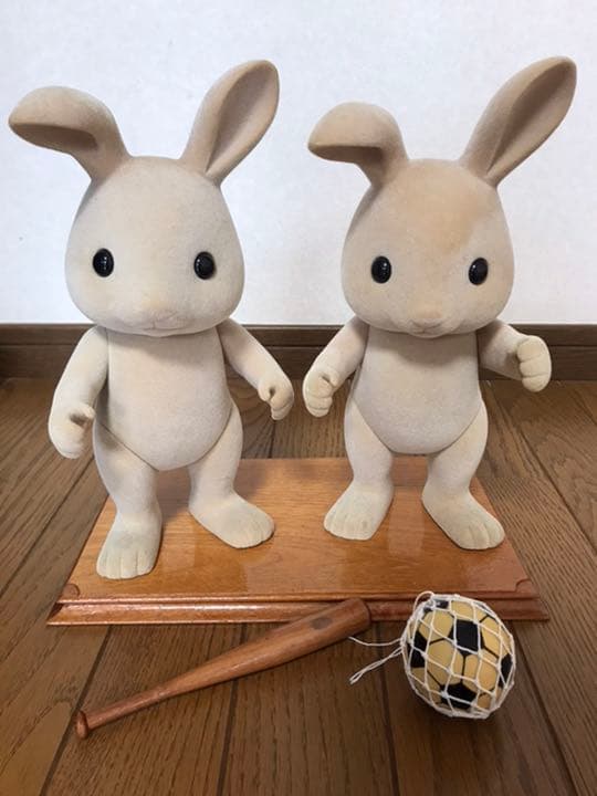 エポック社創立40周年記念　限定シルバニアファミリー