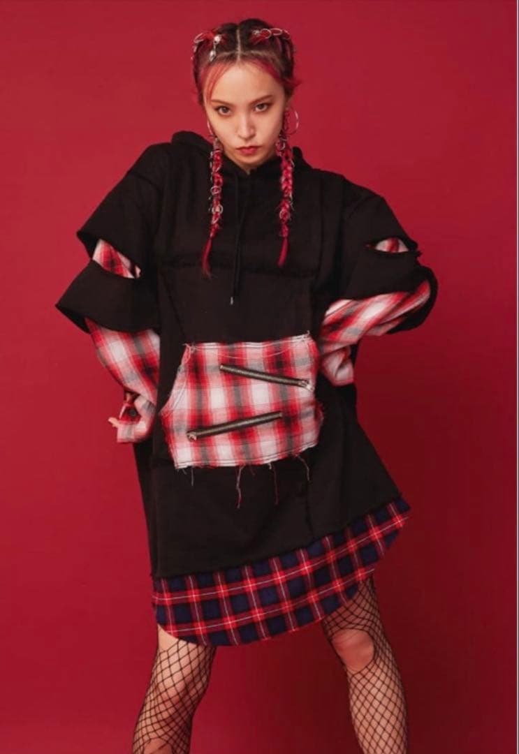 LiSA×Candy stripper コラボレーションパーカー