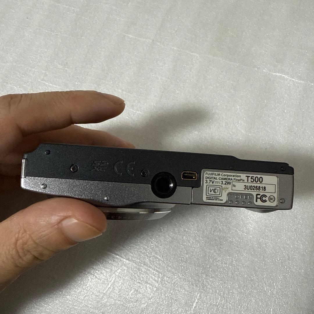 ❗️激安価格❗️デジカメ　本体　FUJIFILM Finepix T500