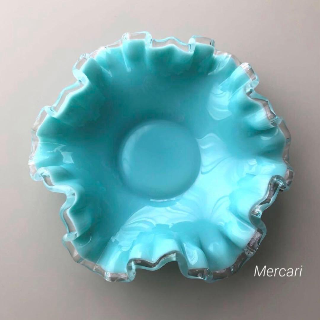 希少　fenton シルバーターコイズ　クレスト　ボンボン　ミルクグラス