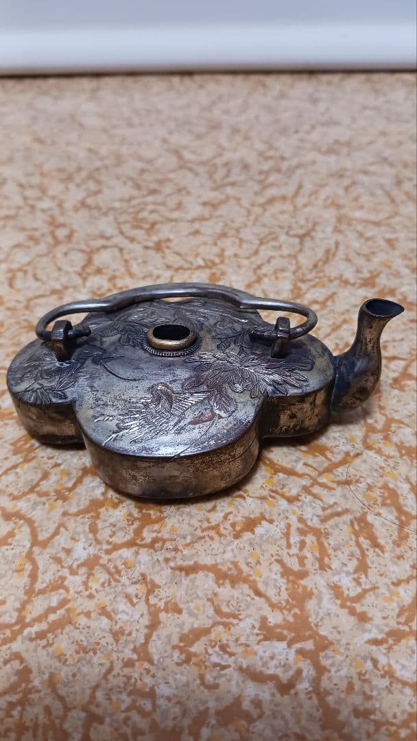 時代物　 銅製　片切彫　変形　水滴　花鳥図　書道具