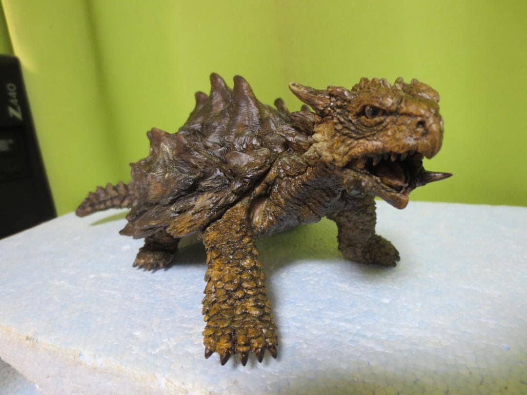 KAME HOUSE　幻獣の亀　フィギュア　完成品　22㎝　ガメラ