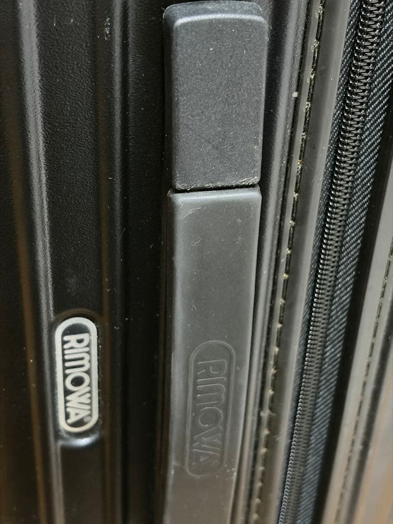 リモワ サルサ 35L 2輪 スーツケース ブラック