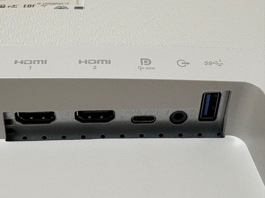 デル　DELL S2722QC