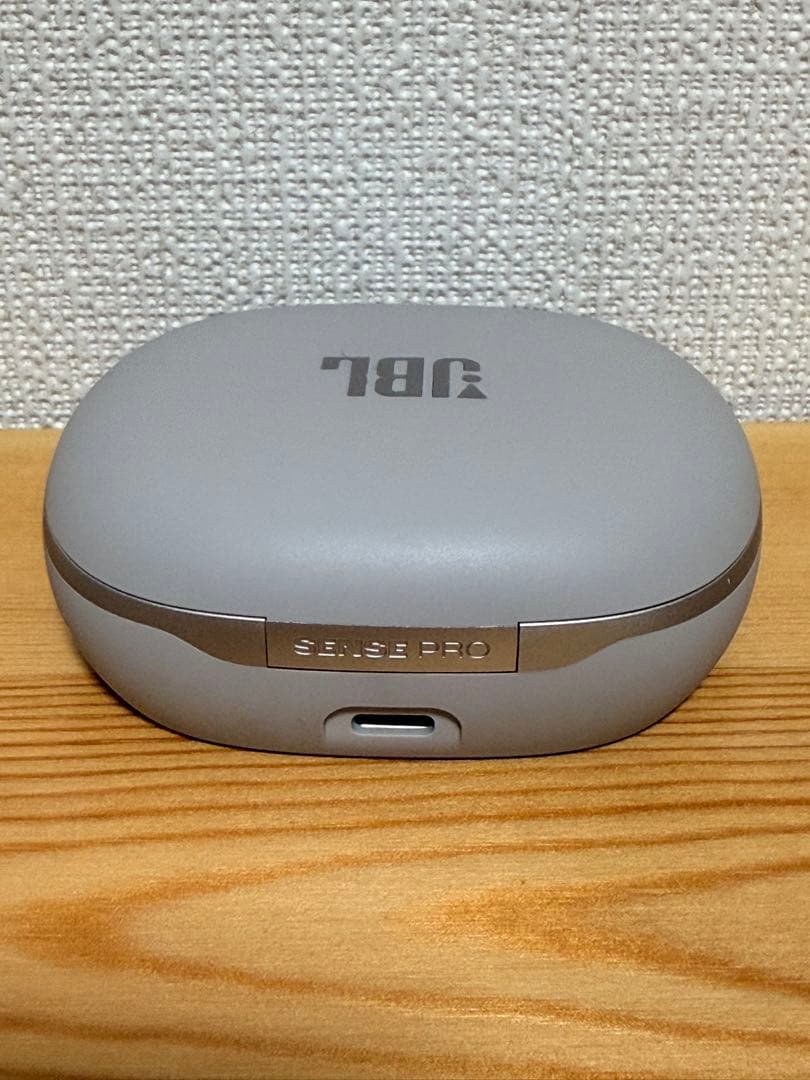 JBL SENSE PRO ワイヤレスイヤホン グレー グレージュ