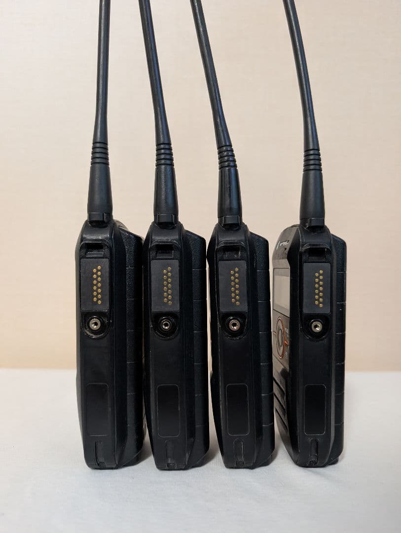 モトローラ デジタル簡易無線 免許局 トランシーバー MiT7000 4台セット