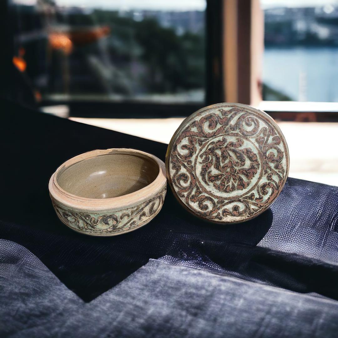 高麗 青磁 刻花象 花文 合子　中国　李朝　鳳凰　古美術　骨董品　朝鮮　香合