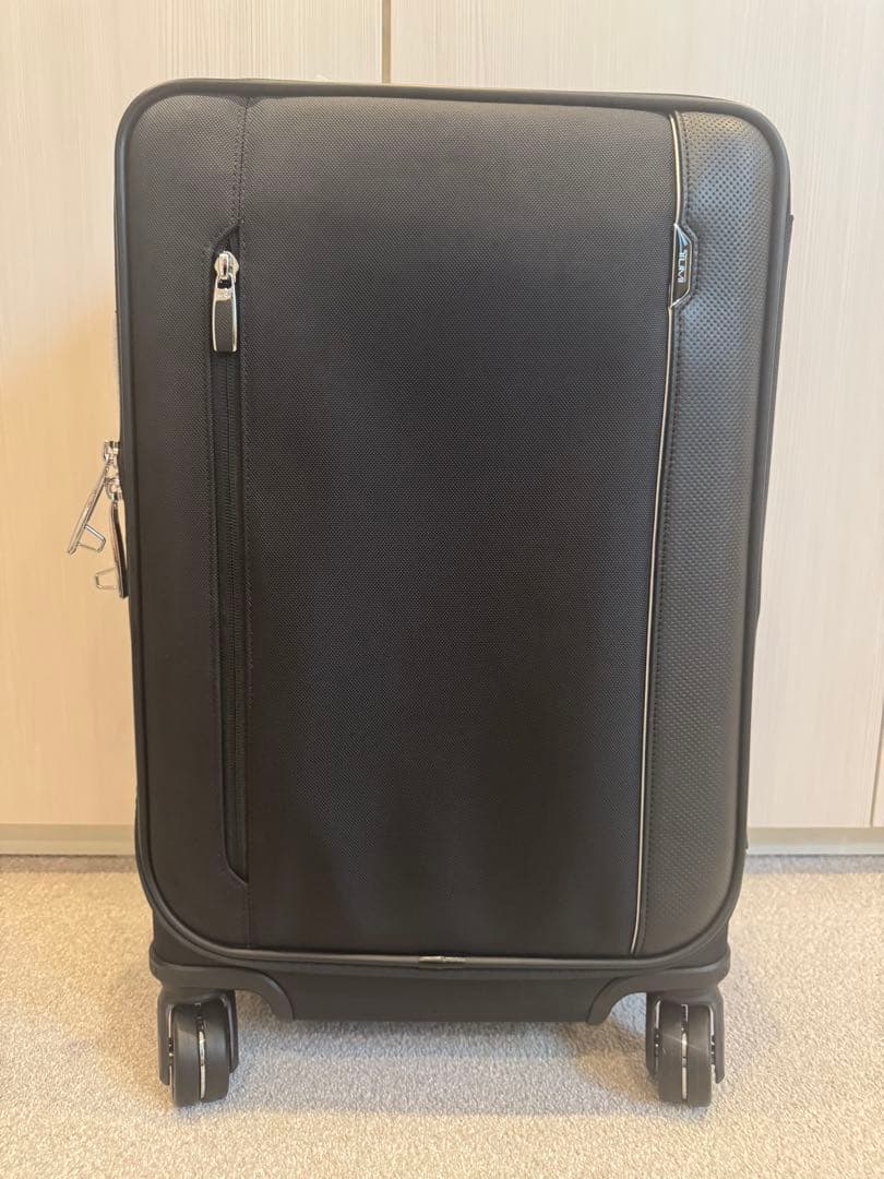 ⭐︎新品⭐︎Tumi インターナショナル・デュアル・アクセス・4ウィールキャリーオン