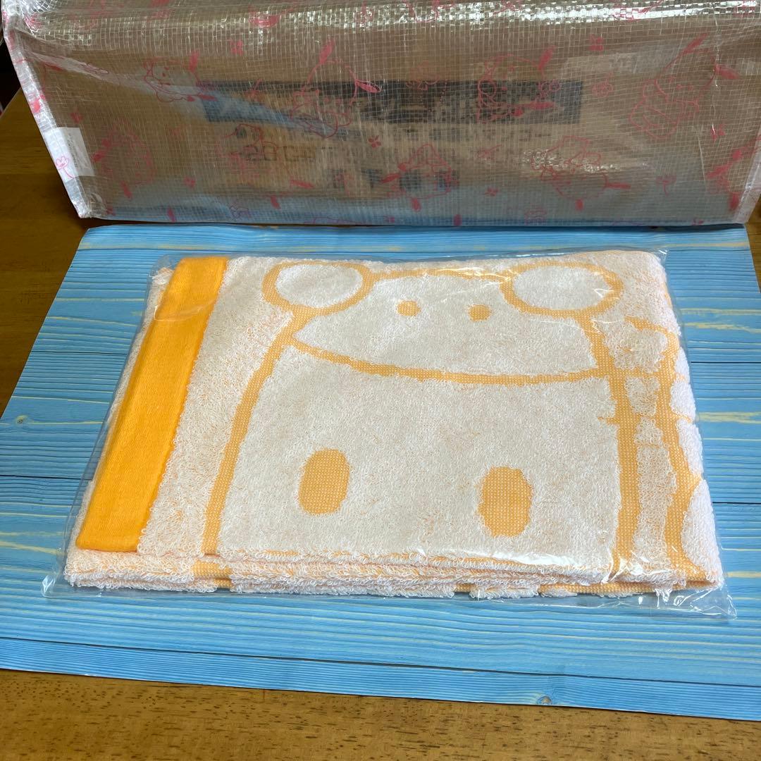 サンリオ×JRA ハローキティ・ターフィー　タオル〜☆340