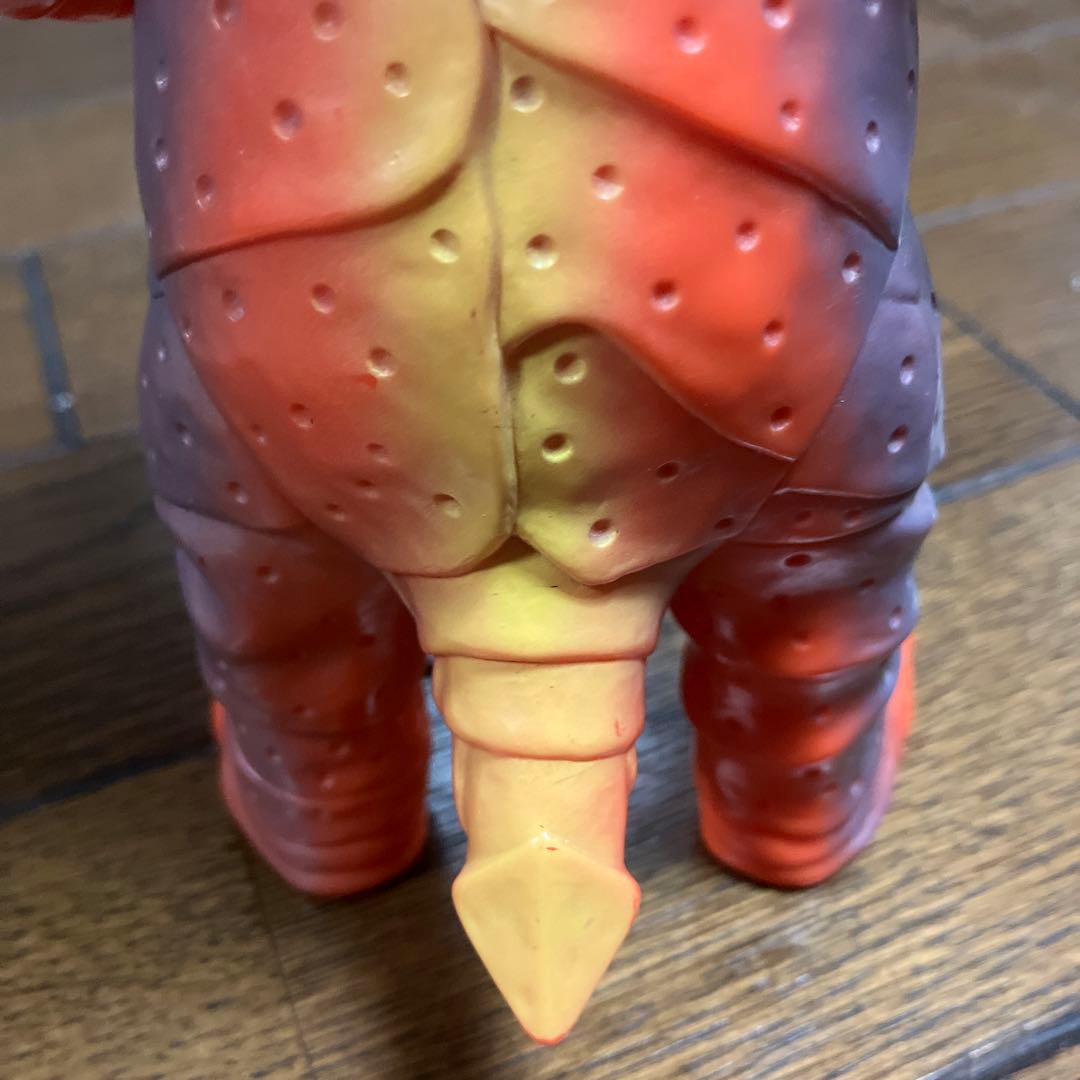 ソフビ カネゴン 怪獣郷 やまなや ウルトラＱ ブルマァク マルサン 円谷