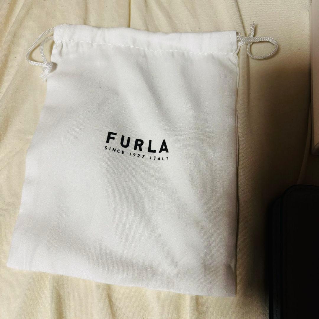 ゆ*う様 FURLA 二つ折り財布 ライトブルー