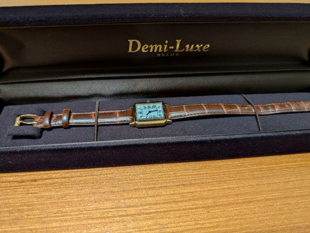 Demi-Luxe BEAMS スクエア型押レザー 腕時計Ⅰ