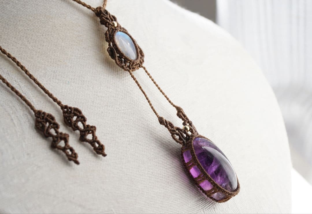 《H様お取り置き》夜明けの空の色　グラデーションアメジスト　マクラメ　ネックレス