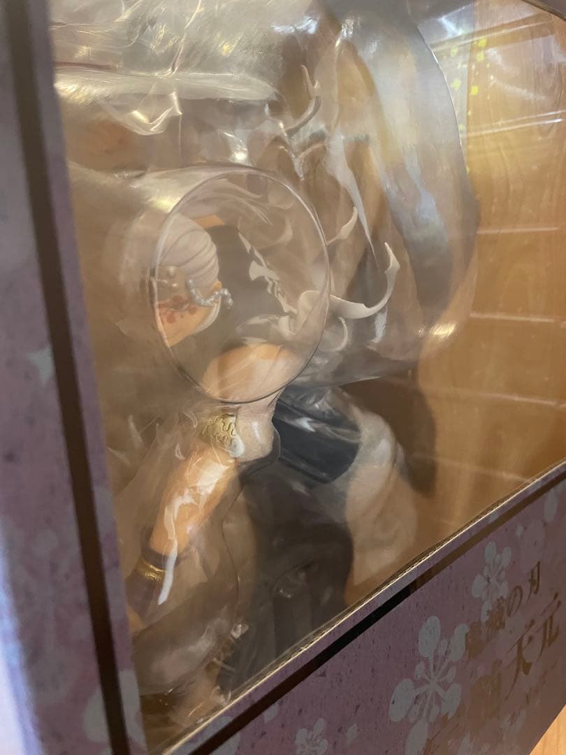 宇髄天元　1/8スケールフィギュア　アニプレックス