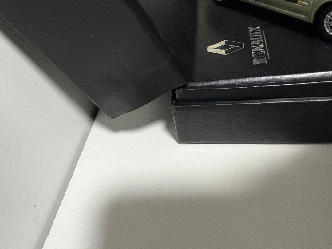 激レア！限定5000台 シリアル番号ルノー ラグナ II ミニカー 2台セット