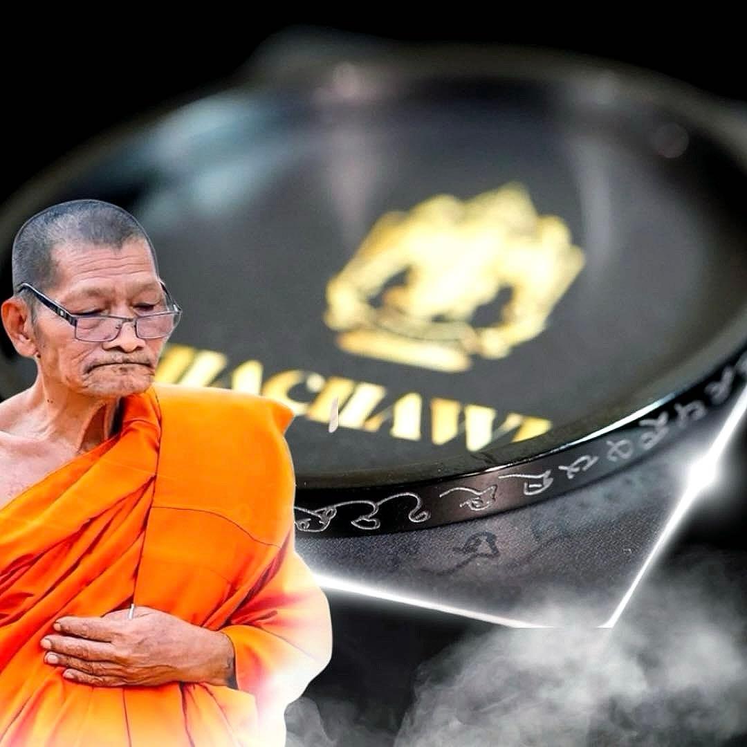 11/16 ともページ　ヌアドゥアンブレスレット　大富豪　プラクルアン