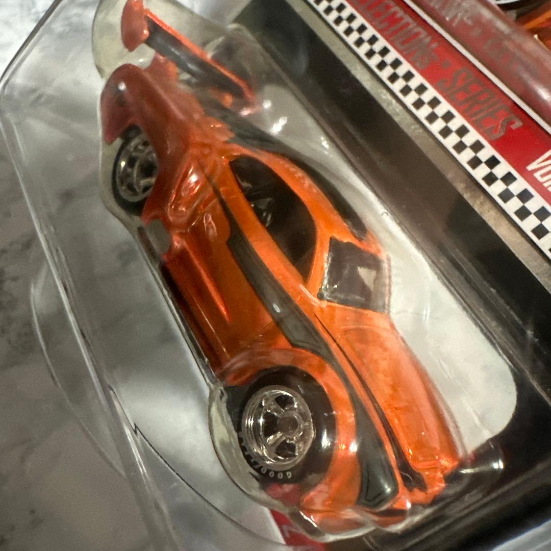 ミニカー hiroya VOLKSWAGEN KARMANN GHIA