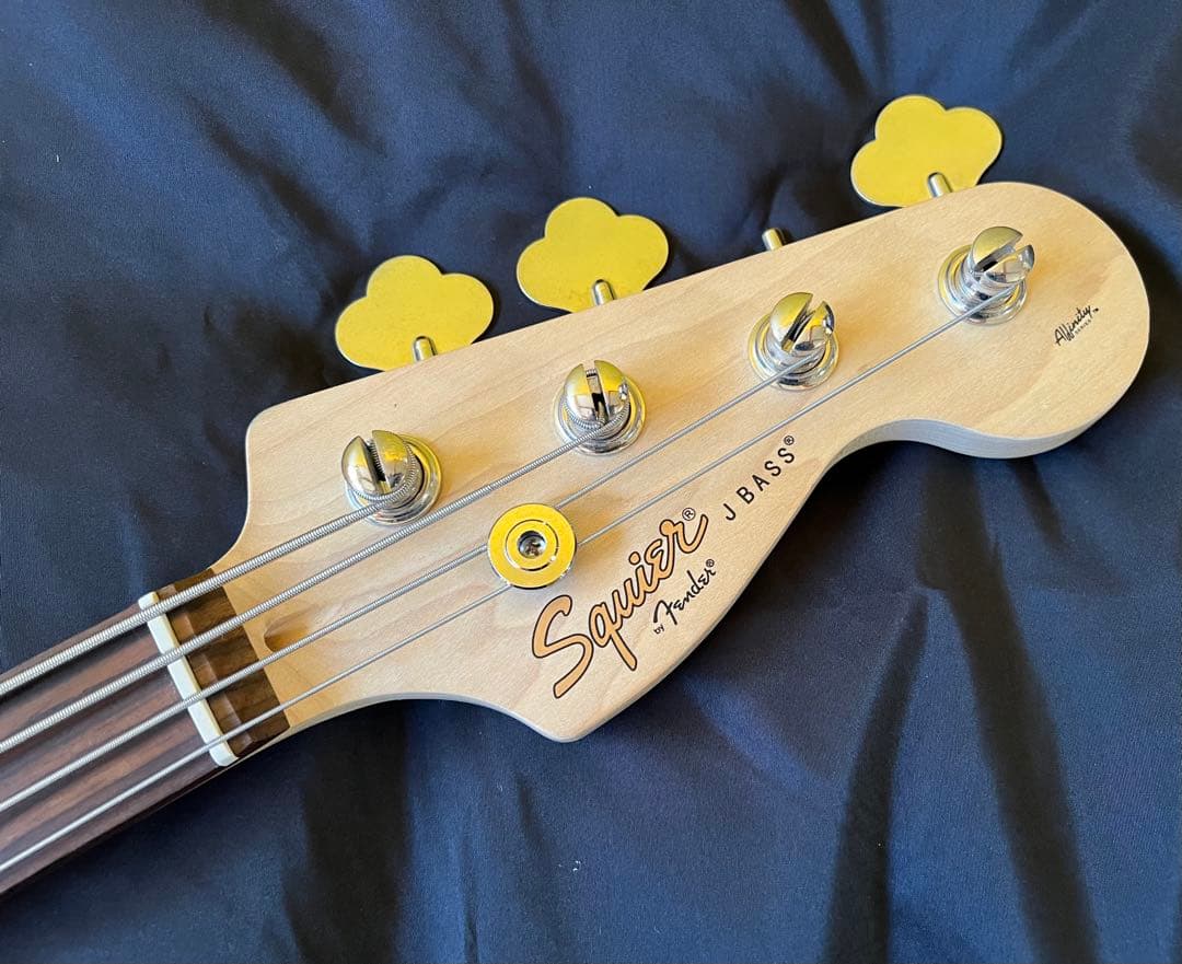 squier J bass ジャズベース Fender エレキベース ケース付き