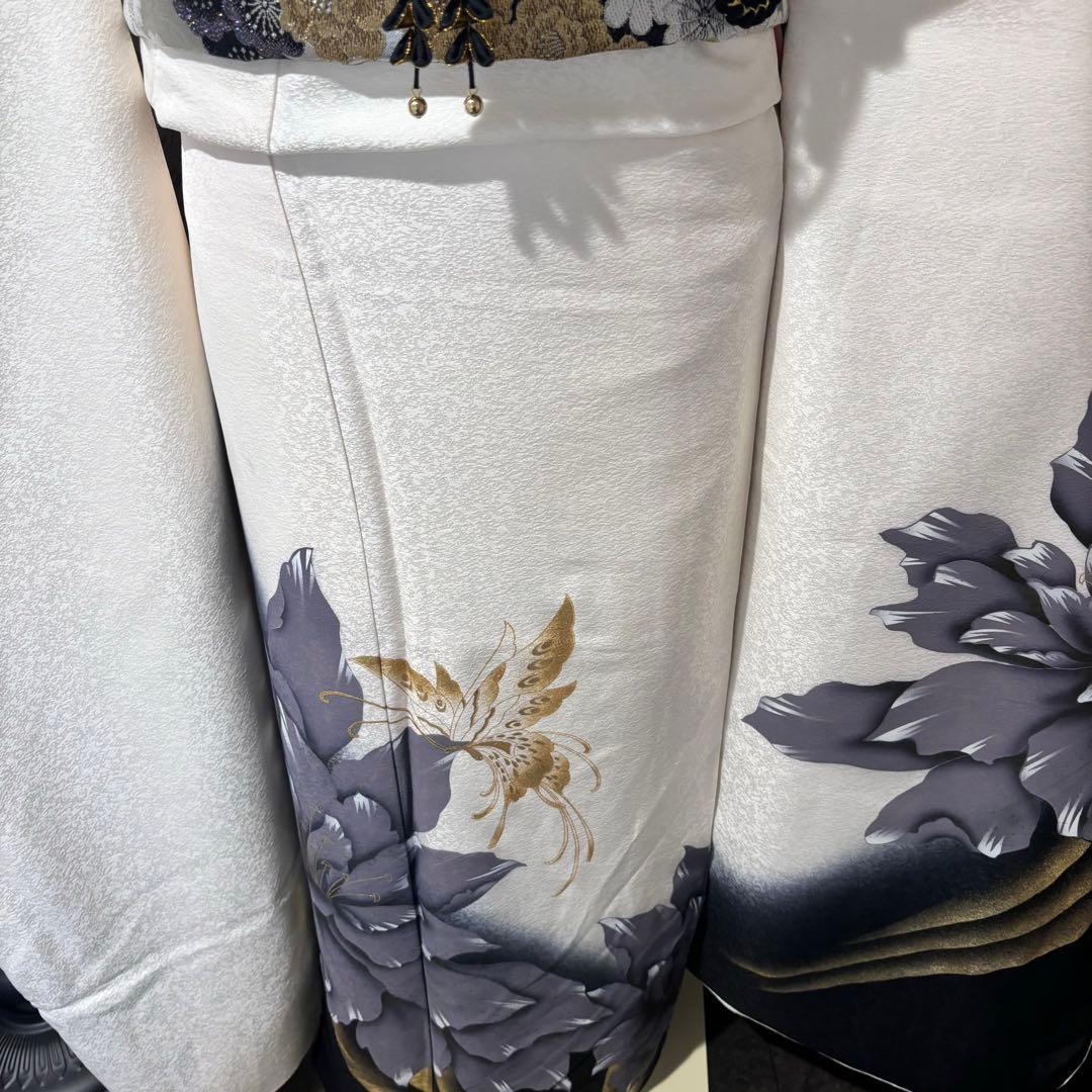 美品　白地　大柄　染分け　金彩　逸品　振袖　フルセット 振り袖