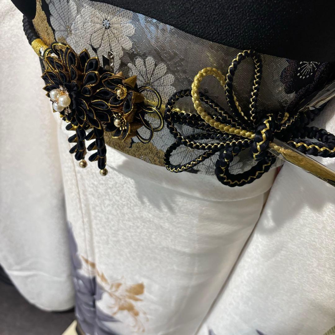 美品　白地　大柄　染分け　金彩　逸品　振袖　フルセット 振り袖