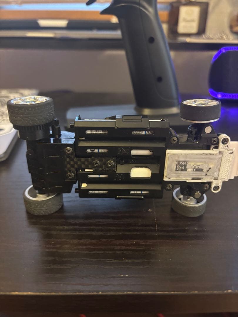 お*ん様 京商　ミニッツ初心者向けレディセット　ボディなし