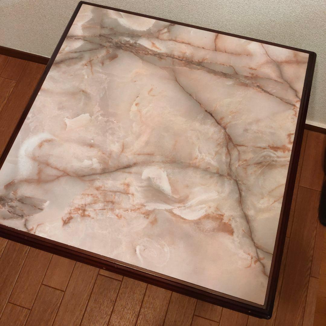 大理石風天板のビンテージテーブル