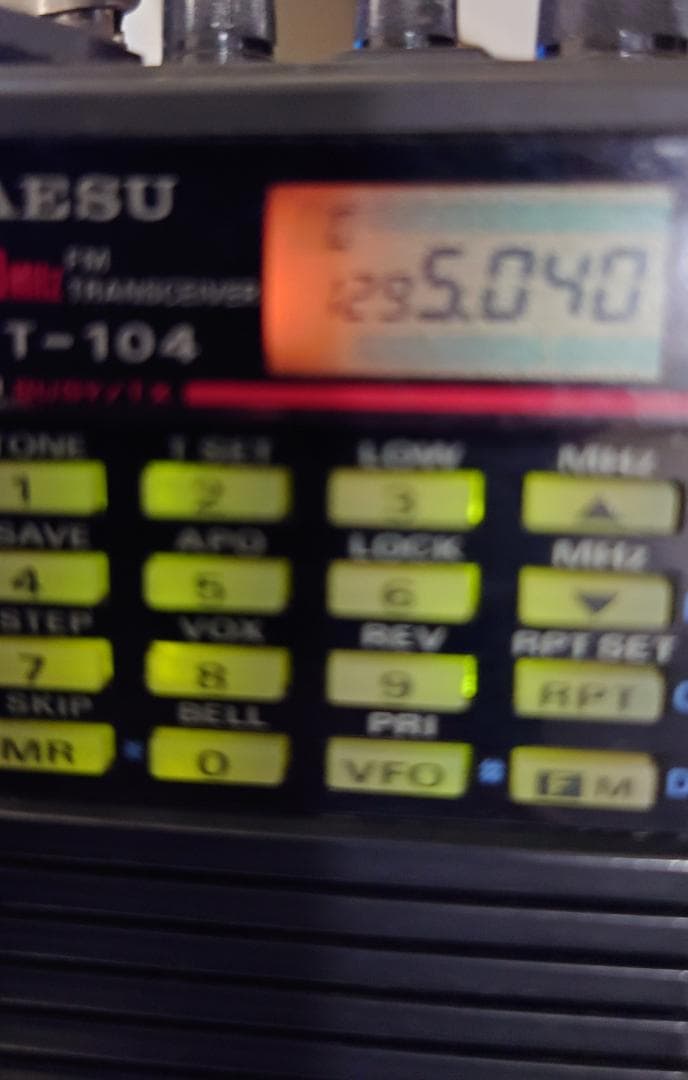 YAESU FT-104 FMトランシーバー 1200MHz　測定器無でジャンク