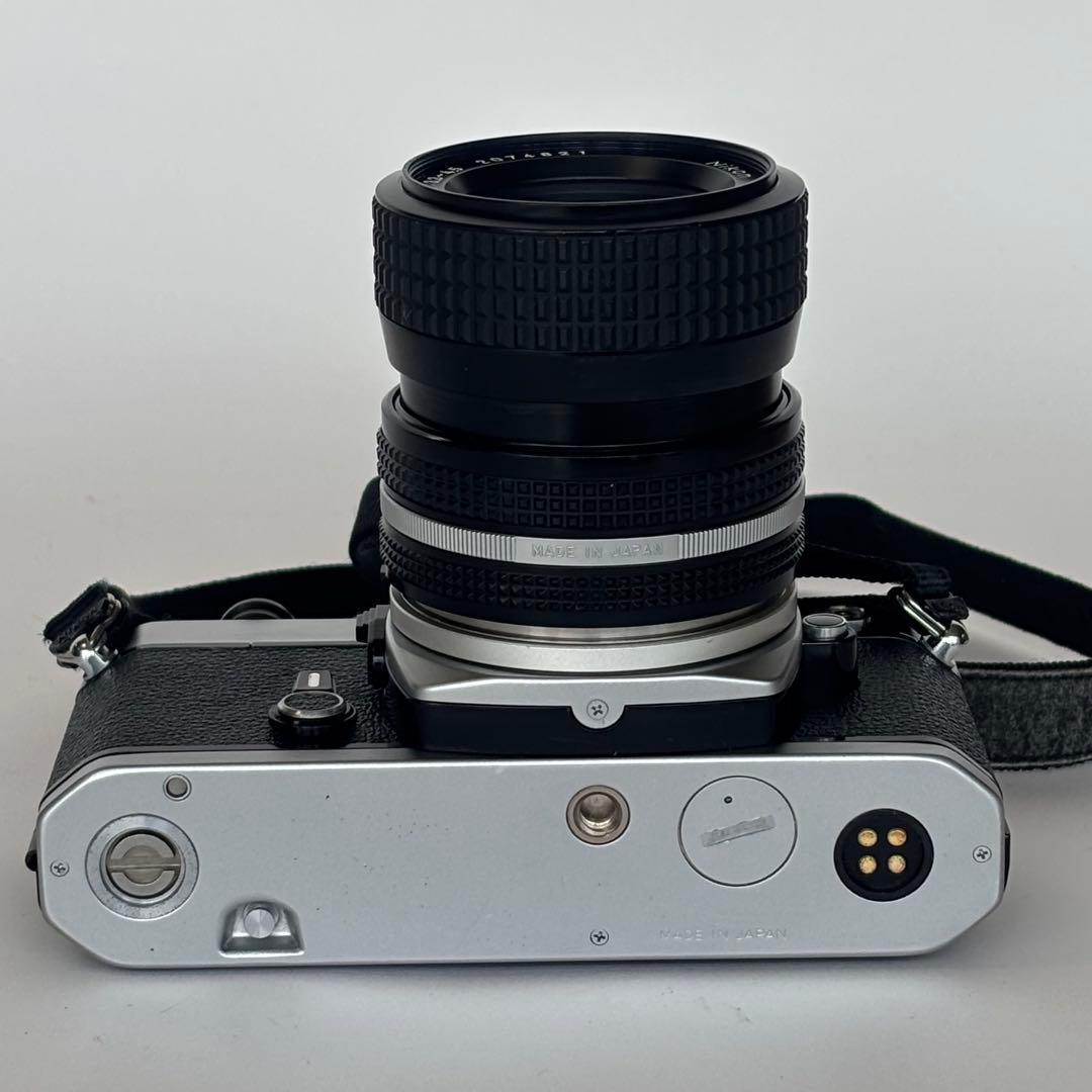 Nikon FE フィルム一眼レフ35-70mmズームレンズ付き
