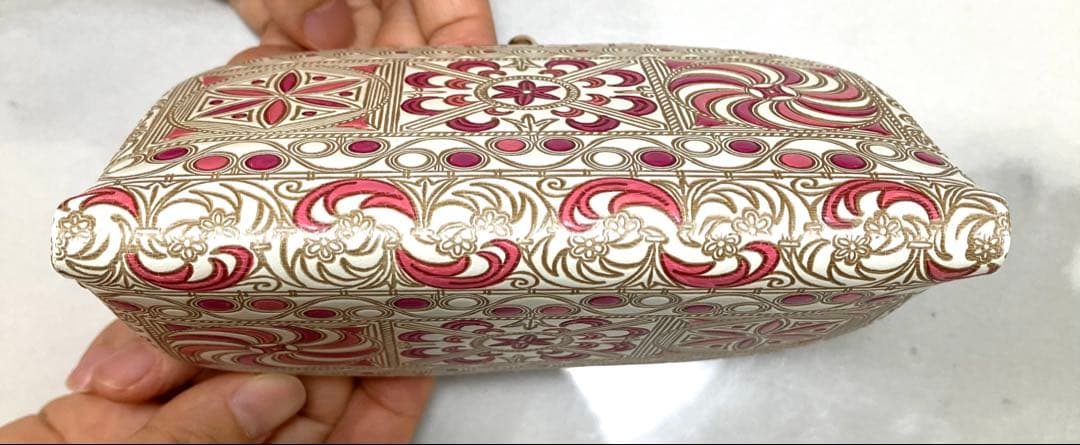 【新品未使用＋箱付き】文庫屋大関　錦紗〈ピンク〉天溝がま口　財布　小銭入れ