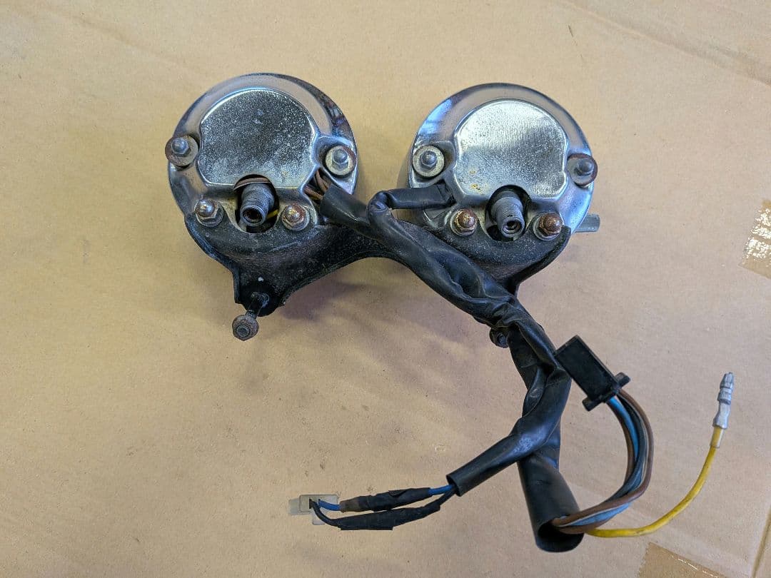 SR400 （1JR）から取外し　純正メーター　スピードメーター　タコメーター